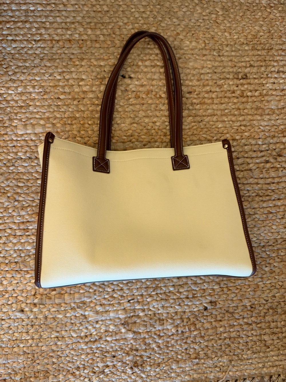 Tote - Picture 2 of 5